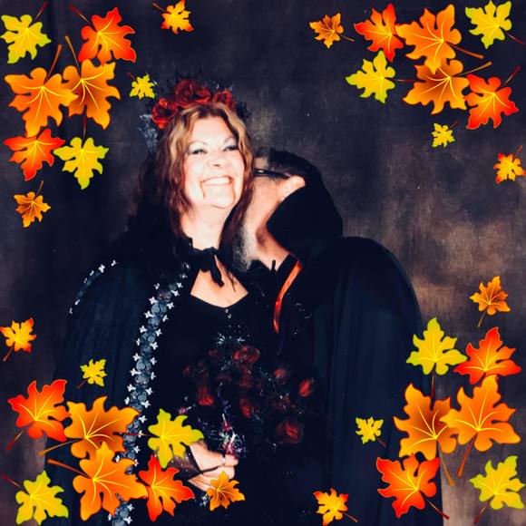 Meet your Posher, Tracey - Picture 2 of 2